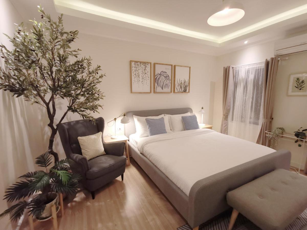 Double Bed Hotel Bangkok Esterno foto