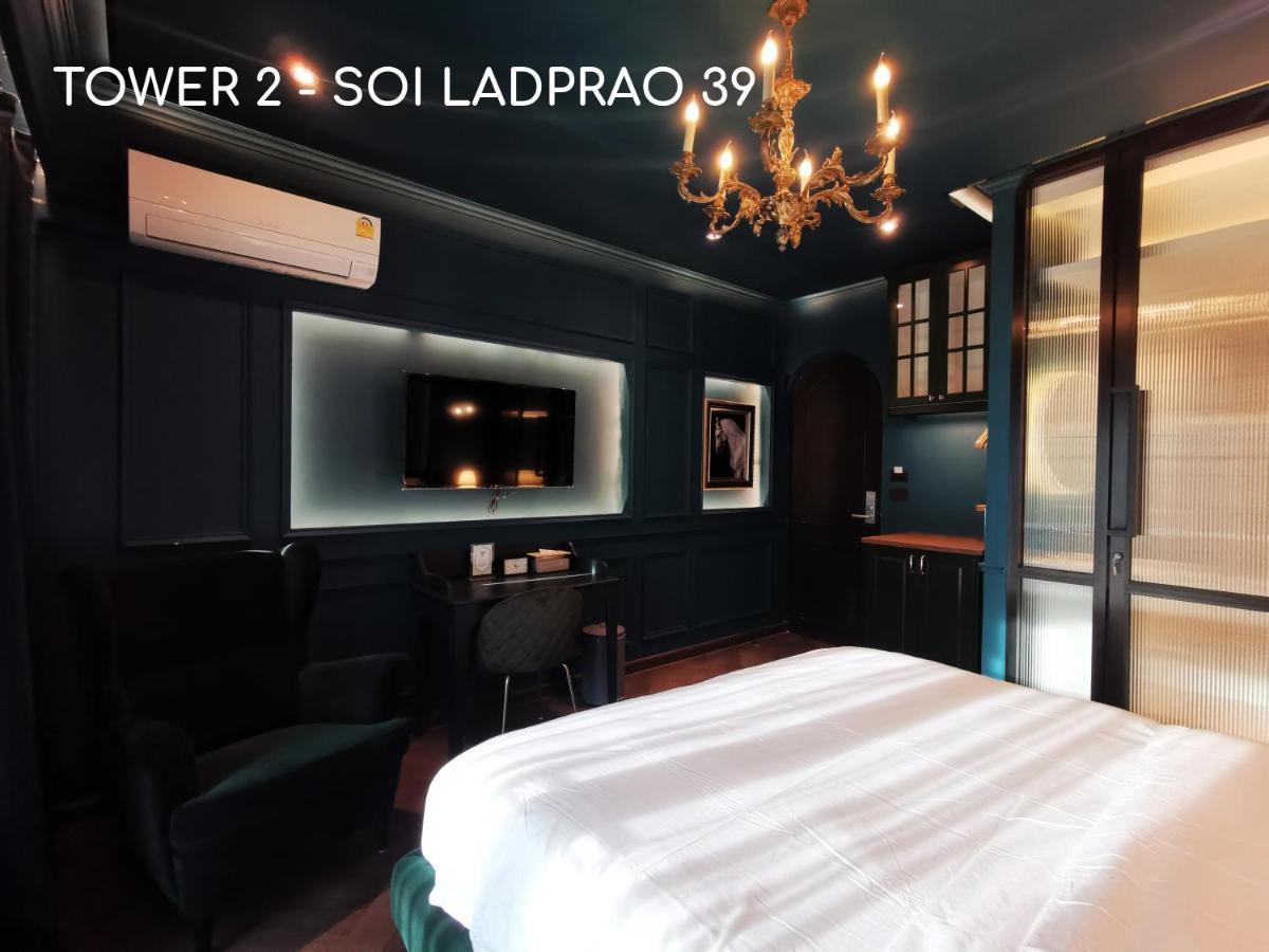 Double Bed Hotel Bangkok Esterno foto